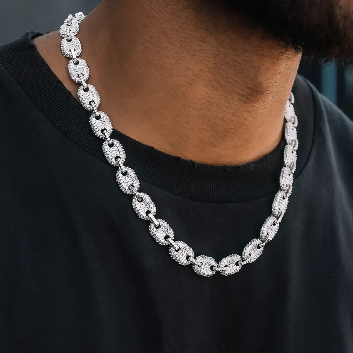 Diamond Puffed Mariner Chain in White Gold- 12mm