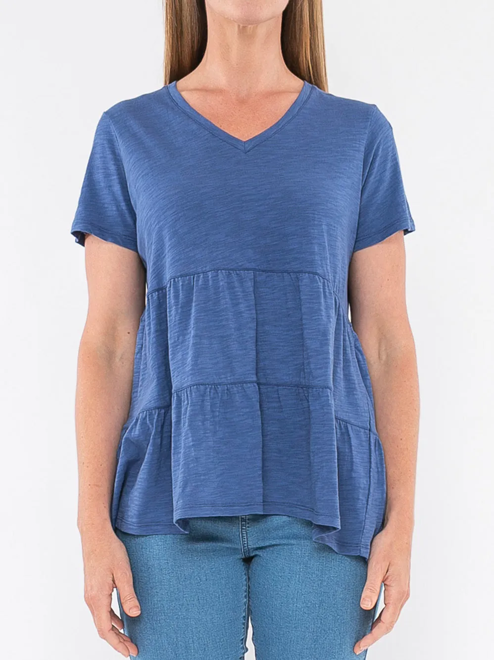 JUMP VEE NECK TIERED TEE