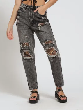 Patch Abraised Mom Jean - Salty Grey